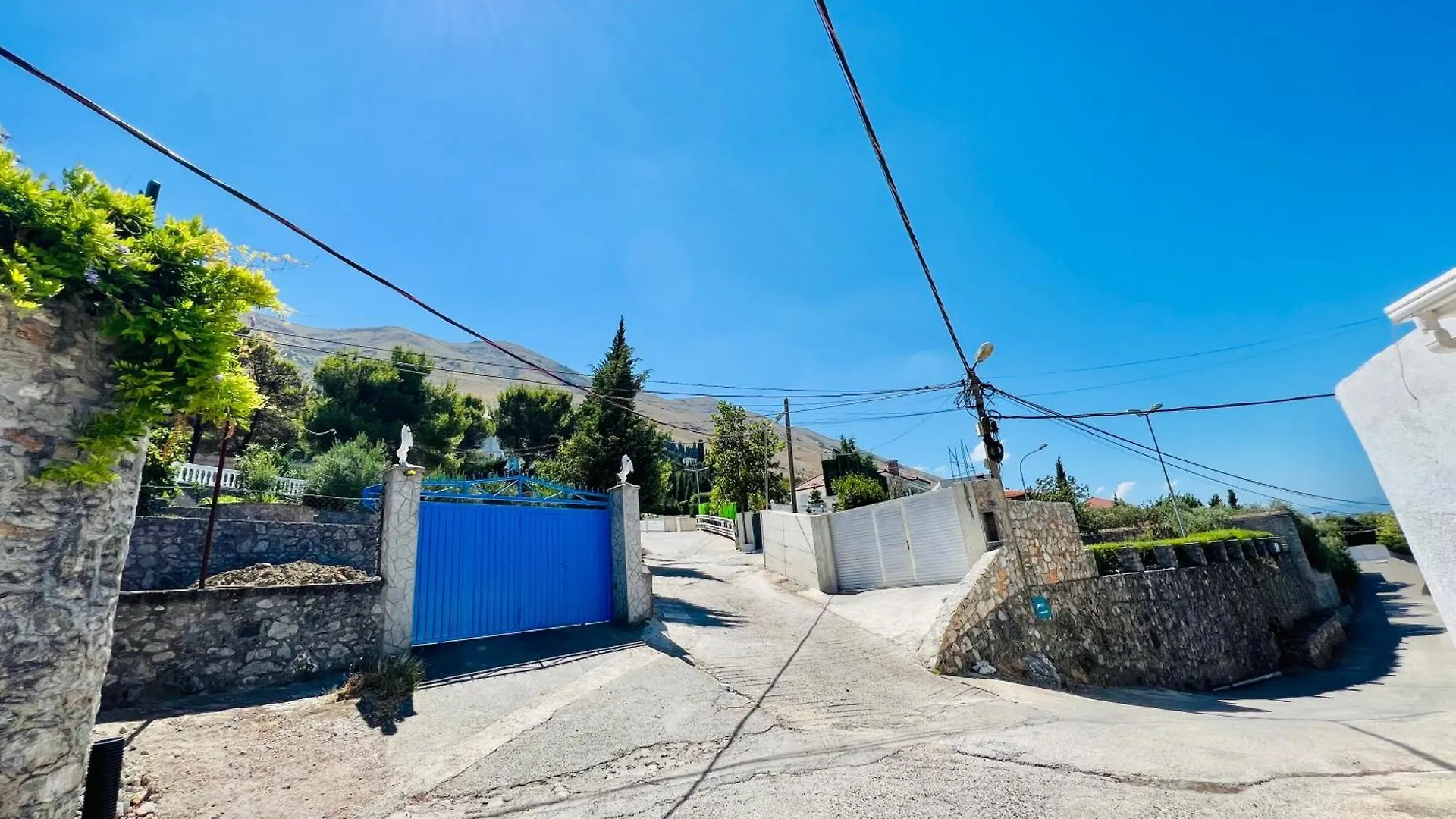 Iart Residence Shiroka Albania