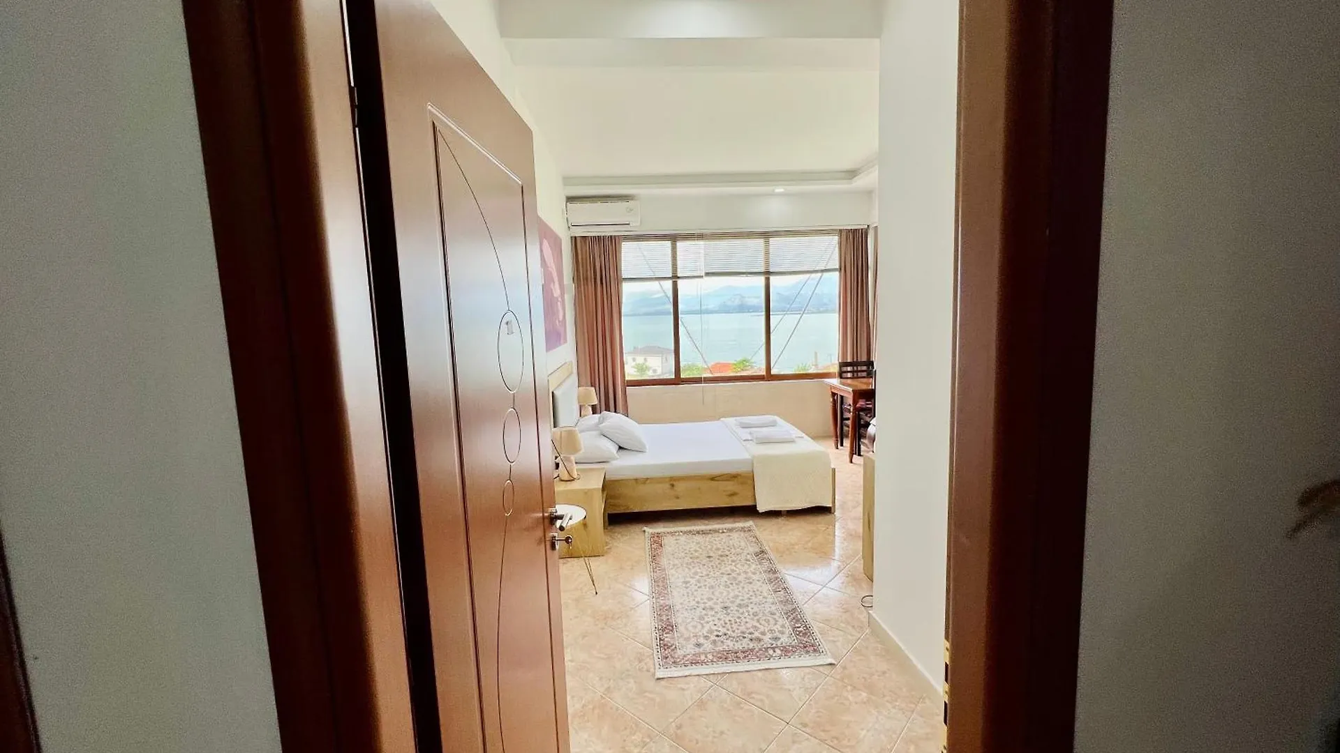 Iart Residence Široka Maison d'hôtes