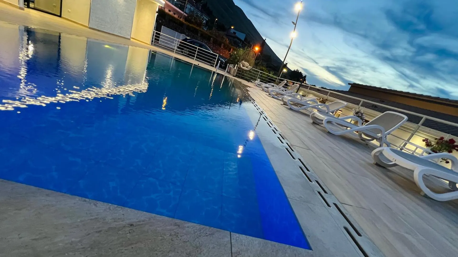 Iart Residence Shiroka 0*,