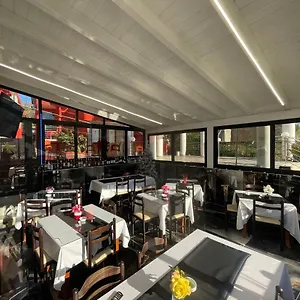  Hotel Bar Restaurant Mete